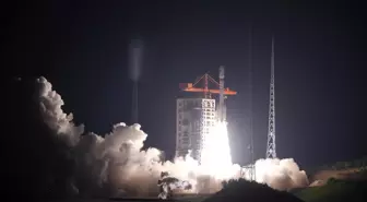 Çin, Taiyuan'dan Yeni Uydu Grubunu Uzaya Gönderdi