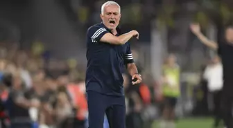 Fenerbahçe'de 4 ayrılık birden! Mourinho biletlerini kesti