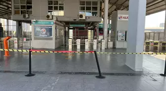 Kamu Çalışanları İzmir'de İş Bıraktı, Demiryolu Seferleri İptal Edildi