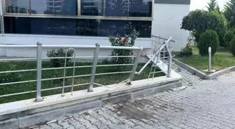 Yayıncı Oğuzhan Dalgakıran Balkonundan Düşerek Hayatını Kaybetti