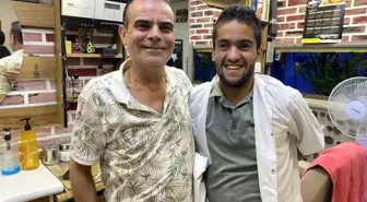 Berber Ayhan Deliorman ve Zihinsel Engelli Müşterisi Arasındaki Güçlü Bağ