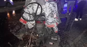 Çorum'da Otomobil ile Traktör Çarpıştı: 5 Yaralı