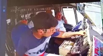 Adana'da Minibüste Hırsızlık Olayı