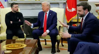 Zelenski'nin Trump'la görüşmesinde giyeceği kıyafet merak konusu oldu