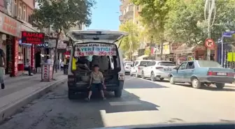 Elazığ'da Çocukların Tehlikeli Araç Yolculuğu Kamerada