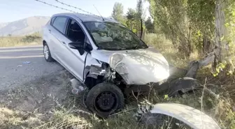 Erzincan'da Trafik Kazası: 2 Yaralı