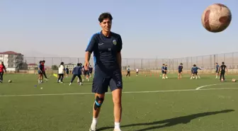 Derya Arhan Yüksekova Spor'a Transfer Oldu