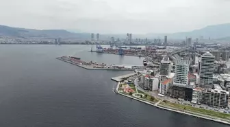 İzmir Körfezi'nde Kirlilik Nedeniyle Yeniden Pis Koku Sorunu