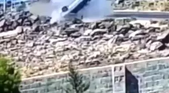 Şanlıurfa'da Otomobil Devrildi: 2 Yaralı