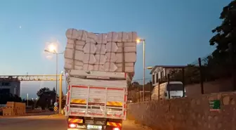 Malatya'da Saman Yüklü Kamyonet Tehlikeli Seyir Halindeydi