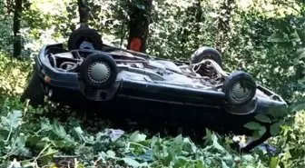 Ordu'da Otomobil Ormanlık Alana Yuvarlandı: 3 Yaralı