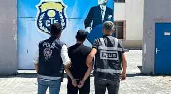 Sahte Kimlikle Gürcistan'a Kaçmaya Çalışan Şahıs Kars'ta Yakalandı