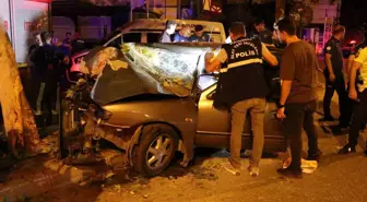 Denizli'de otomobil ağaca çarptı: 2 ölü, 1 ağır yaralı