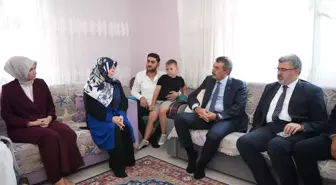 Bakan Yusuf Tekin Afyonkarahisar'da Ziyaretlerde Bulundu