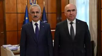 Ulaştırma Bakanı Uraloğlu, Romanya Başbakanı Bolojan ile Görüştü