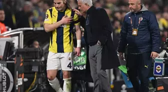 İmzayı atıyor! Çağlar Söyüncü ezeli rakibe hayırlı olsun