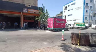 Gaziantep'te Kamyonet Çarpan 9 Yaşındaki Suriyeli Kız Hayatını Kaybetti