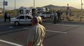 Kayseri'de feci kaza: 2 ölü, 6 yaralı