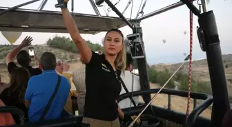 Pamukkale'de İlk Kadın Sıcak Hava Balonu Pilotunun Başarısı