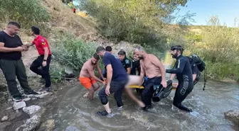 Tunceli'de Pülümür Çayı'na Giren Genç Cansız Bedeni Bulundu