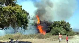 Fethiye'de Yangın Ekiplerine Vatandaşlardan Alkışlı Destek