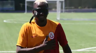 Tıpatıp ikizi gibi! Osimhen'i Eskişehir'de gören şaşırıyor