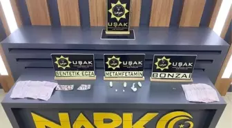 Uşak'ta Motosikletten Uyuşturucu ve Nakit Para Ele Geçirildi