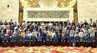 Xi Jinping, Tibet'teki Etnik Gruplarla Birlikte Modernleşme Çağrısında Bulundu