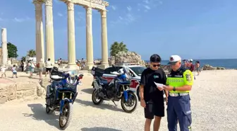 Antalya'da Motosiklet Denetimlerinde 965 Araç Trafikten Men Edildi