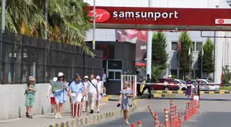Astoria Grande Kruvaziyeri Samsun Limanı'na Demir Attı