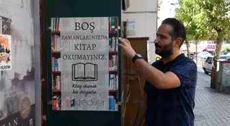 Eskişehir'de Kitap Okuma Farkındalığı Yaratmak İçin Dikkat Çekici Afiş