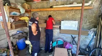 Erzincan'da İtfaiye, Sıkışan Kedi Yavrusunu Kurtardı