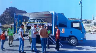 Kars'ta Jandarmadan Emniyet Kemeri Bilgilendirmesi