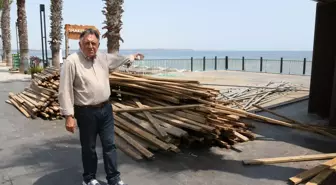 Antalya'da Konyaaltı Sahili'nde Gölgelikler Kaldırıldı, İşletmeciler Tepkili