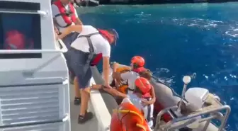 Muğla'da Alabora Olan Teknedeki 2 Çocuk Kurtarıldı