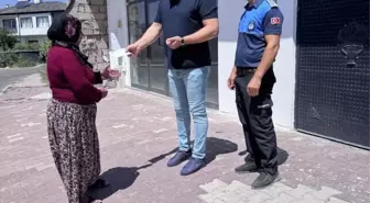 Yolda Bulduğu Parayı Teslim Eden Hatice Öncül'e Teşekkür