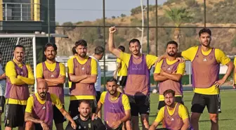 Aliağa Futbol Kulübü'nin Işıklandırma Çalışmaları Geçikti