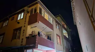 Büyükçekmece'de Apartman Sakinleri Endişe Duydu: İki Bina Boşaltıldı