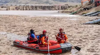 İç Moğolistan'da Sel Felaketi: 12 Kayıp