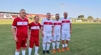 Gençlik ve Spor Bakanı Osman Aşkın Bak Gösteri Maçında Ter Döktü