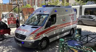 Eskişehir'de İnşaattan Düşen İşçi Hastaneye Kaldırıldı