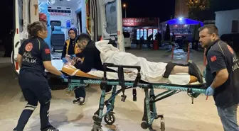 Güvenlik Görevlisi Kavga Eden Çifte Müdahale Etti, Bıçaklandı