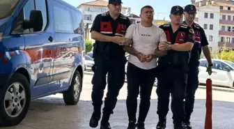 Bursa'da Fabrikada Kavga: Güvenlik Görevlisi Bıçakla Yaralandı, Şahıs Tutuklandı