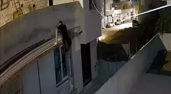 Adana'da Hırsızlık Dördüncü Katta Gerçekleşti