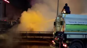 Samsun'da Kamyon Yangınına Polis ve Belediye Ekipleri Müdahale Etti