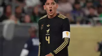 Uçak kalktı! Edson Alvarez, Fenerbahçe için İstanbul'a geliyor