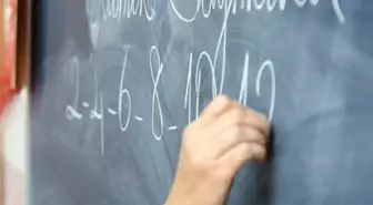 Ücretli öğretmenlik başvuruları nerden yapılacak? 2025 ÜCRETLİ ÖĞRETMENLİK BAŞVURU BİLGİLERİ!