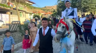 Afyonkarahisar'da Geleneksel Sünnet Düğünü Coşkusu