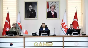 Ardahan'da Güvenlik ve Asayiş Toplantısı Yapıldı