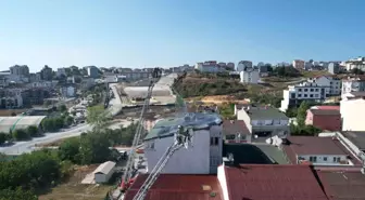 İstanbul Arnavutköy'de 5 Katlı Binada Yangın Çıktı